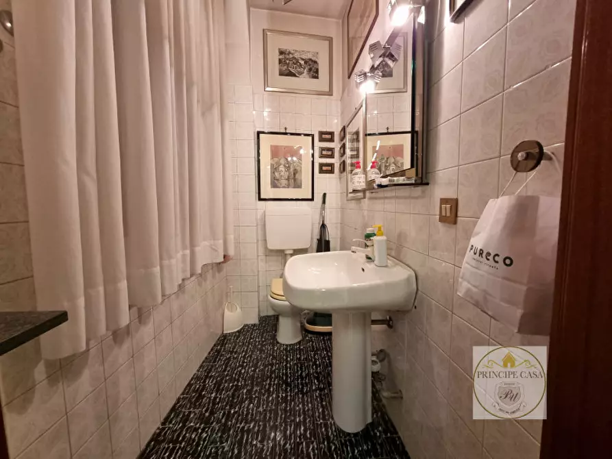 Immagine 9 di Ufficio in vendita  in via Principe Umberto 54/b a Este