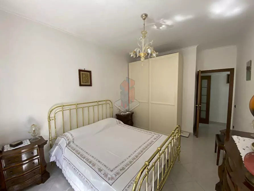 Immagine 18 di Appartamento in vendita  in VIA SAN DOMENICO a Napoli