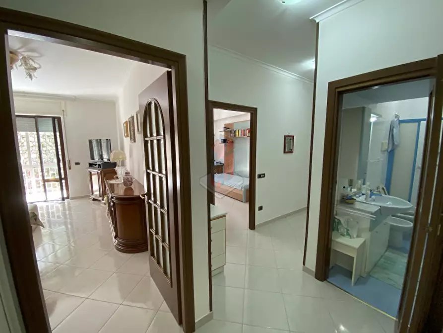 Immagine 22 di Appartamento in vendita  in VIA SAN DOMENICO a Napoli