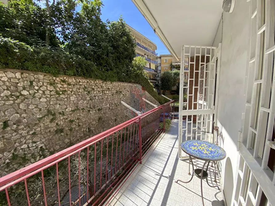 Immagine 29 di Appartamento in vendita  in VIA SAN DOMENICO a Napoli