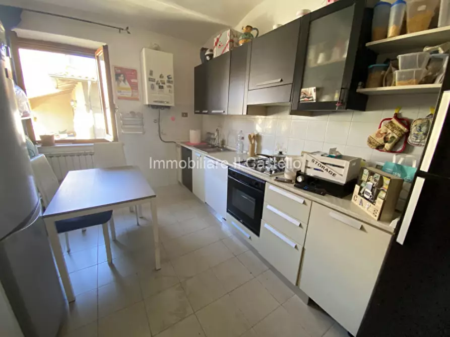 Immagine 1 di Appartamento in vendita  in Via Carraia a Castiglione Del Lago