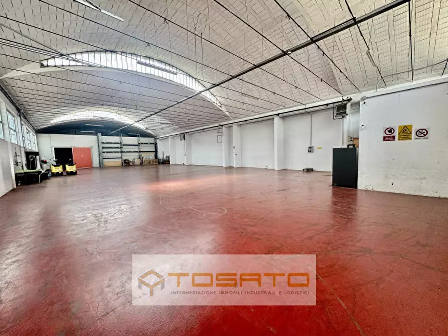 Immagine 1 di Capannone industriale in affitto  a San Giovanni Lupatoto