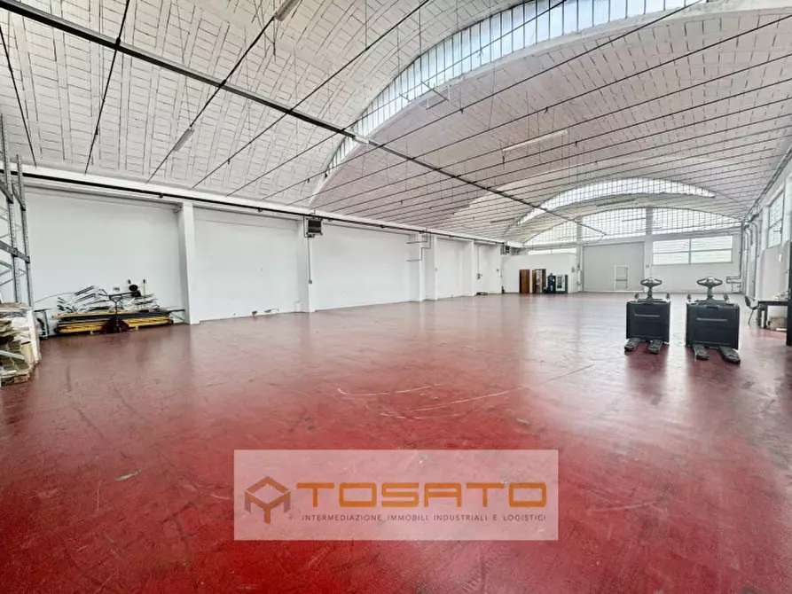 Immagine 2 di Capannone industriale in affitto  a San Giovanni Lupatoto