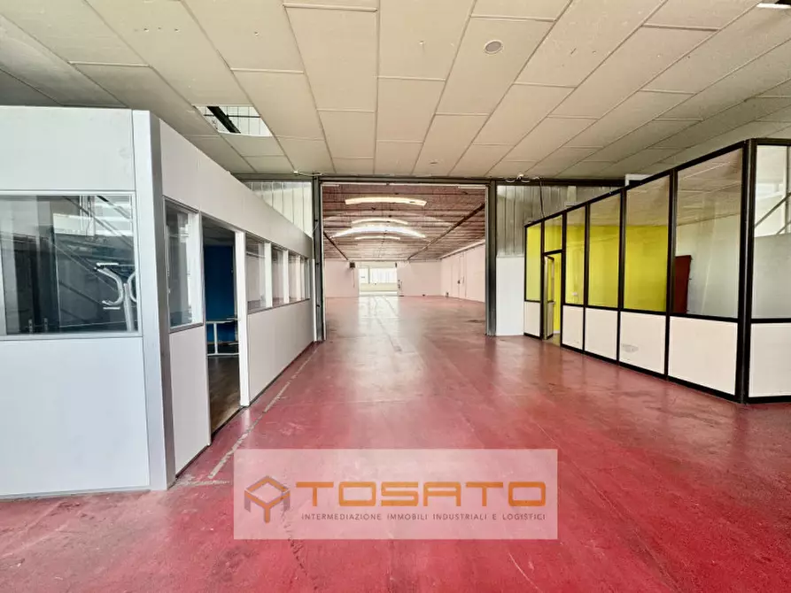 Immagine 3 di Capannone industriale in affitto  a San Giovanni Lupatoto