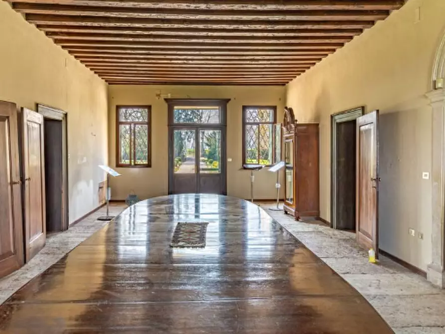 Immagine 26 di Villa in vendita  a Montegalda