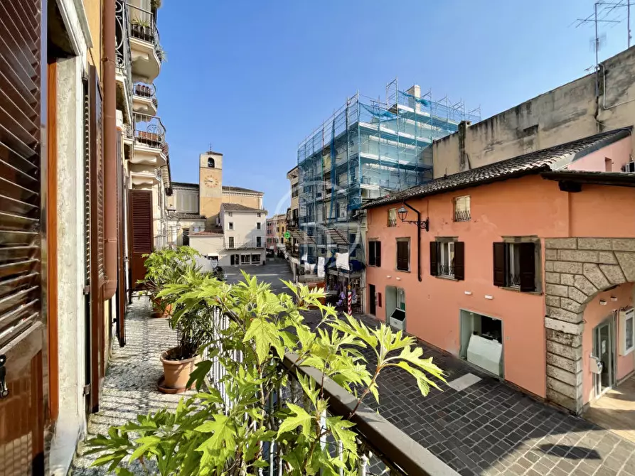 Immagine 5 di Appartamento in vendita  in desenzano a Desenzano Del Garda