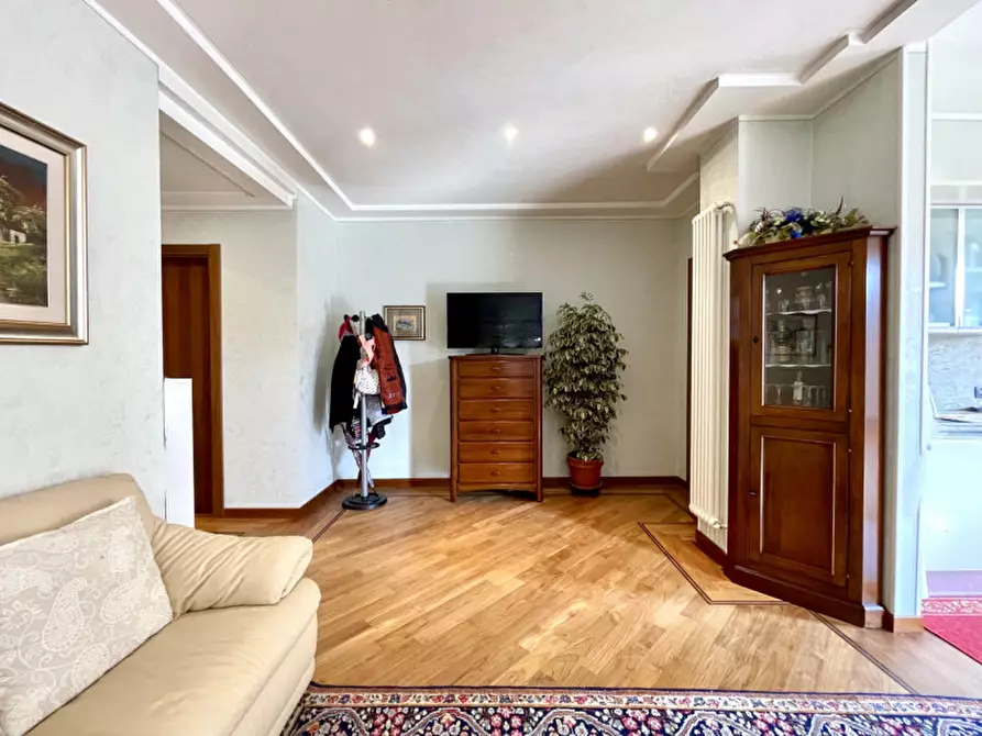 Immagine 17 di Appartamento in vendita  in desenzano a Desenzano Del Garda