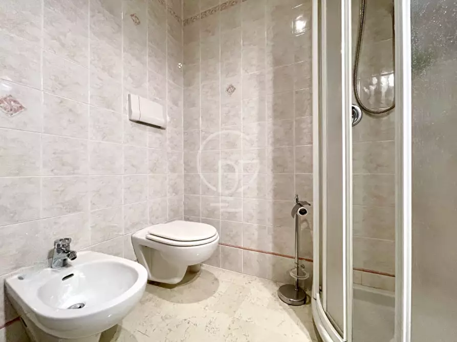 Immagine 18 di Appartamento in vendita  in desenzano a Desenzano Del Garda