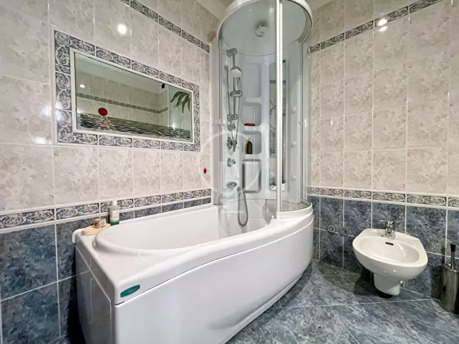 Immagine 25 di Appartamento in vendita  in desenzano a Desenzano Del Garda