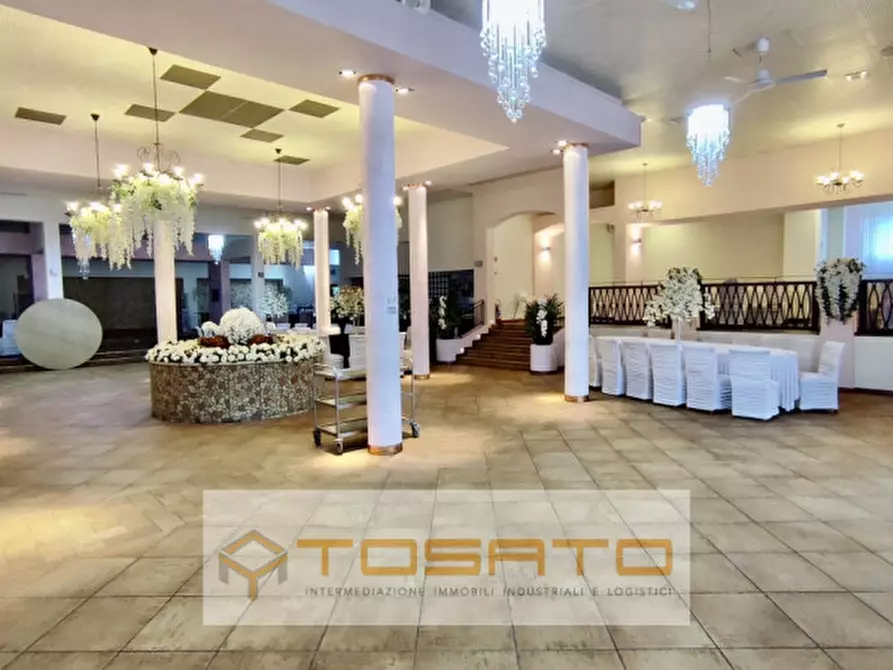 Immagine 1 di Capannone industriale in vendita  a Concamarise