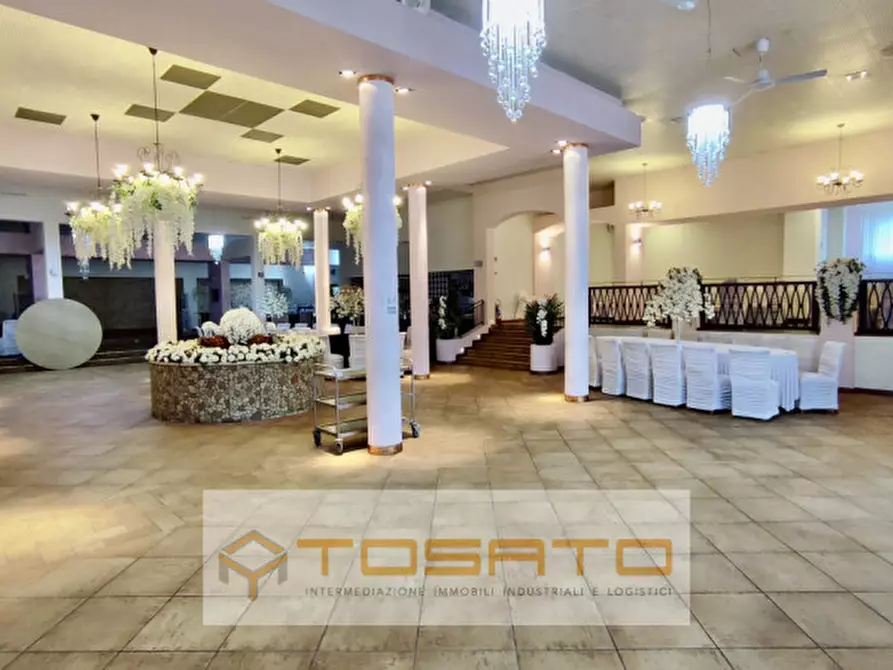 Immagine 3 di Capannone industriale in vendita  a Concamarise