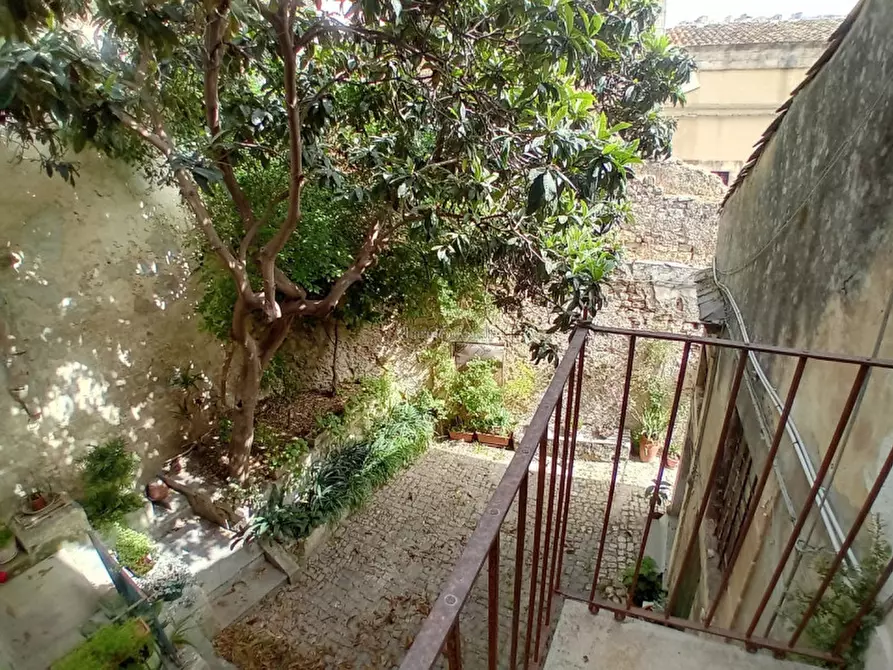 Immagine 2 di Casa indipendente in vendita  in Corso Umberto 205 a Modica