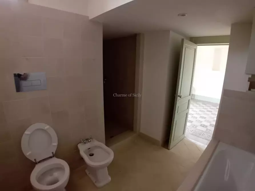 Immagine 13 di Casa indipendente in vendita  in Corso Umberto 205 a Modica