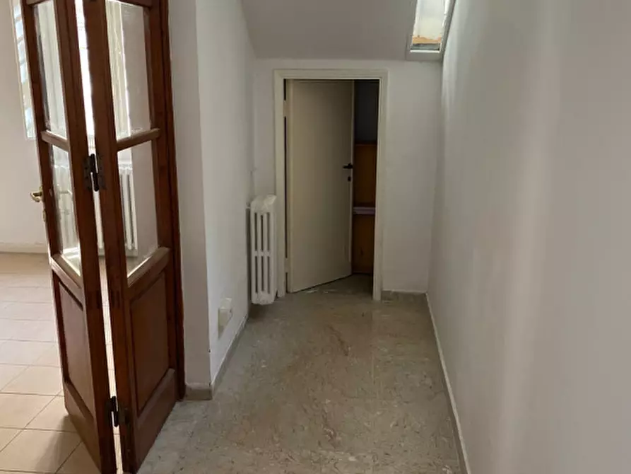 Immagine 5 di Ufficio in affitto  in PIAZZA SAN JACOPINO a Firenze