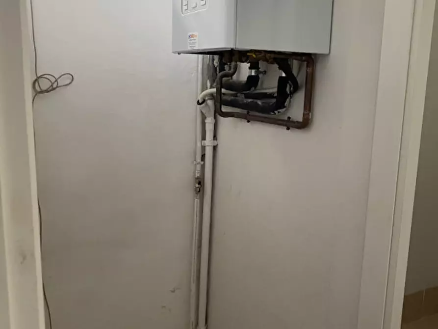 Immagine 12 di Ufficio in affitto  in PIAZZA SAN JACOPINO a Firenze