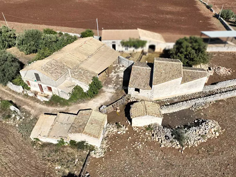 Immagine 3 di Rustico / casale in vendita  in contrada finocchiara a Rosolini