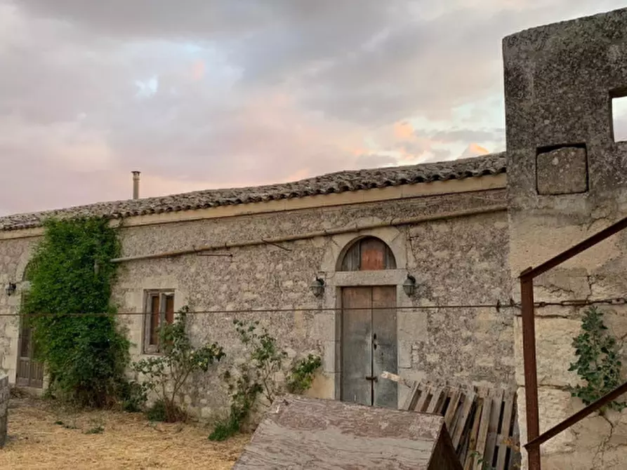 Immagine 36 di Rustico / casale in vendita  in Contrada Bussello a Modica