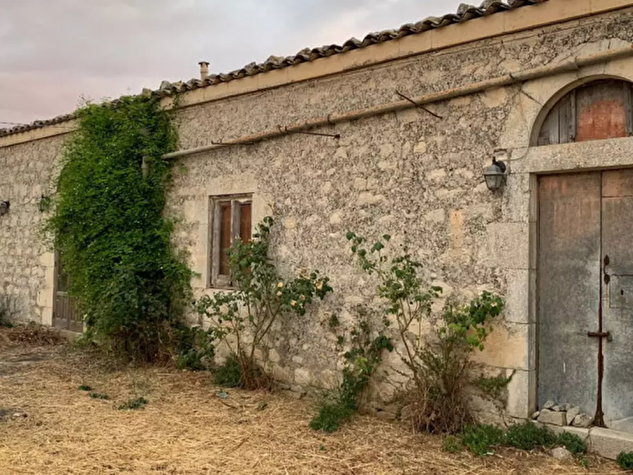 Immagine 37 di Rustico / casale in vendita  in Contrada Bussello a Modica