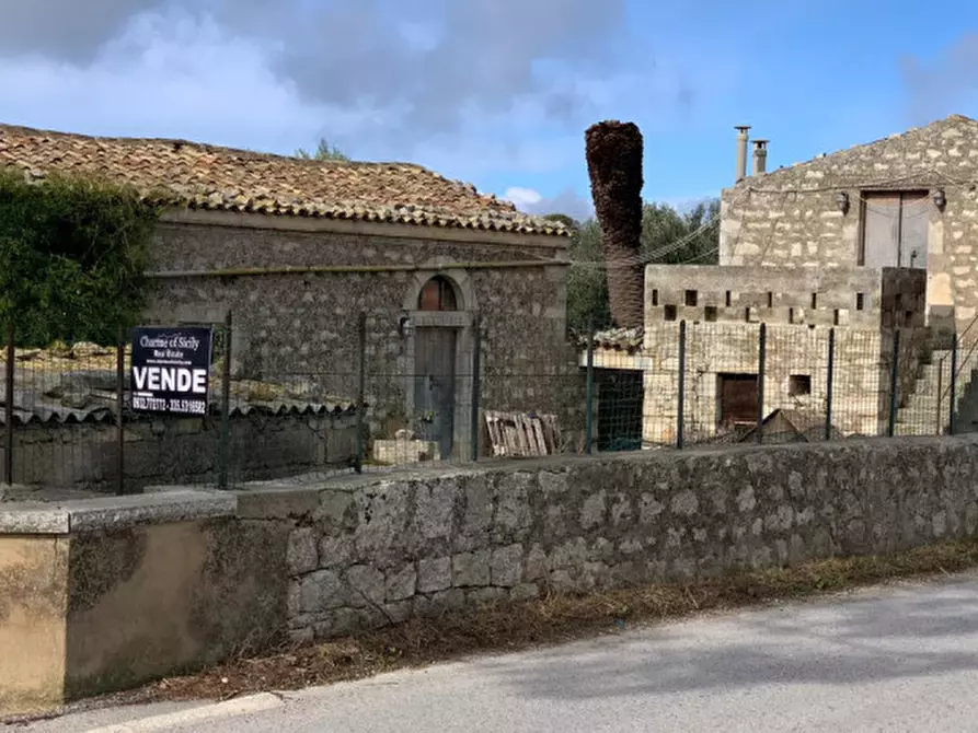 Immagine 38 di Rustico / casale in vendita  in Contrada Bussello a Modica