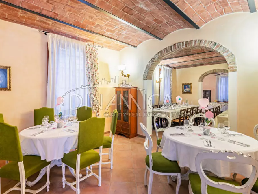 Immagine 6 di Villa in vendita  a San Miniato