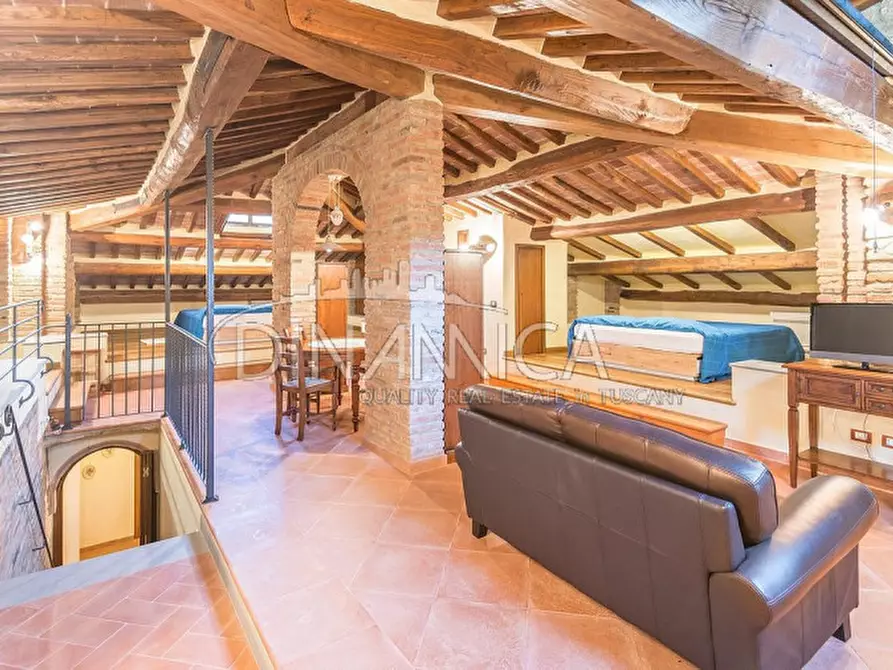 Immagine 21 di Villa in vendita  a San Miniato