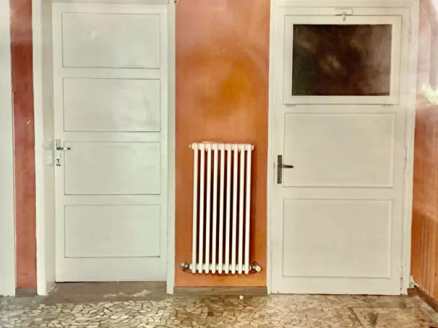 Immagine 4 di Negozio in vendita  in via Cesarotti a Padova