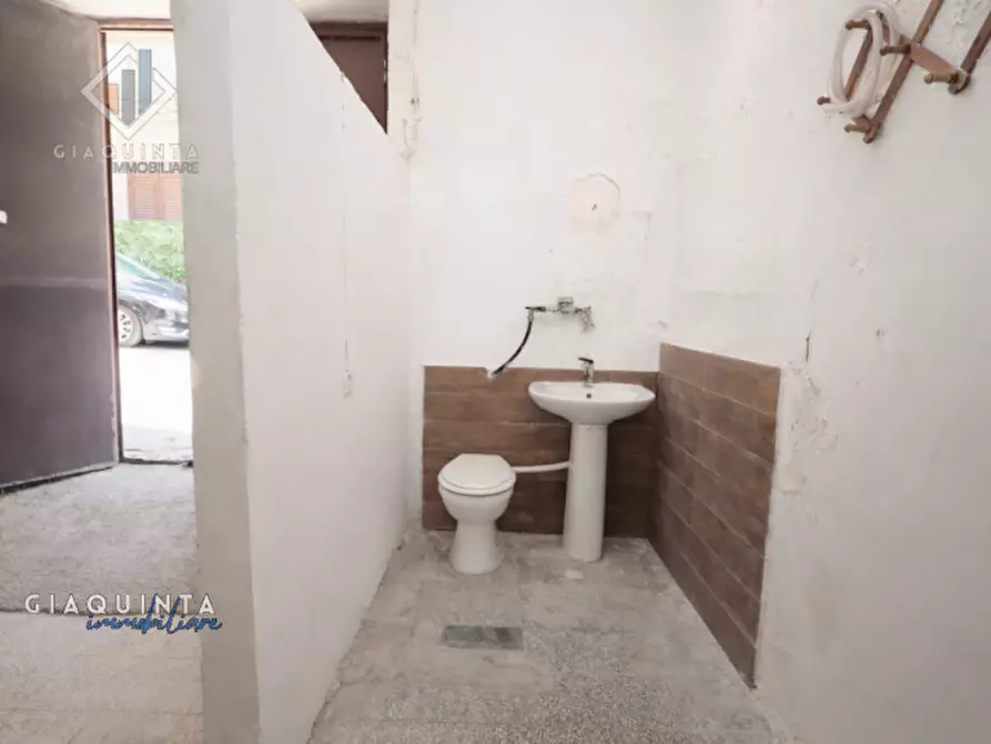 Immagine 14 di Casa indipendente in vendita  in via Como n.30 a Palagonia