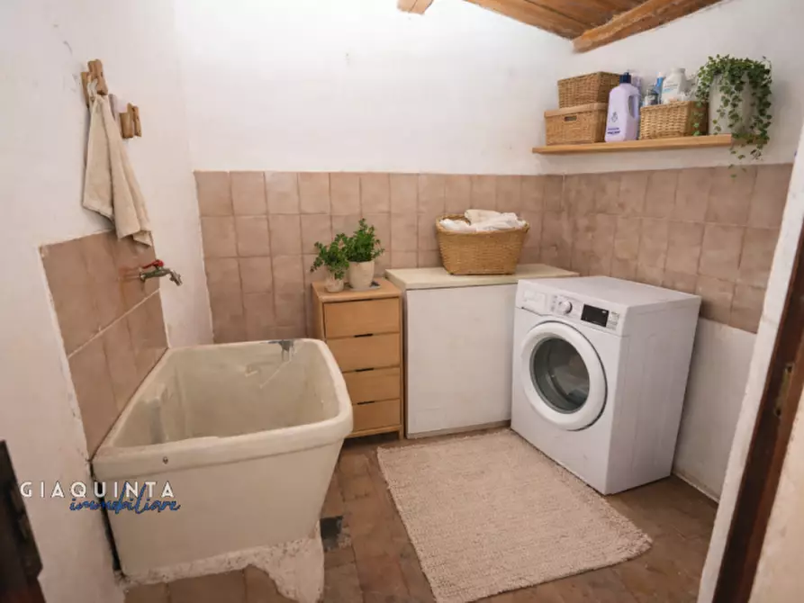 Immagine 16 di Casa indipendente in vendita  in via Como n.30 a Palagonia