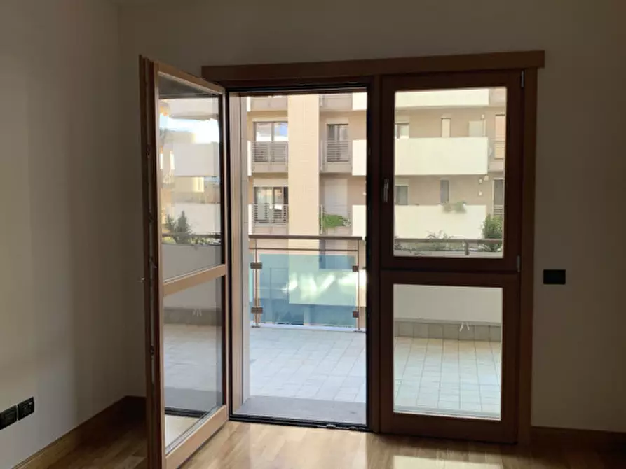 Immagine 46 di Appartamento in vendita  in Via Giana Anguissola a Roma