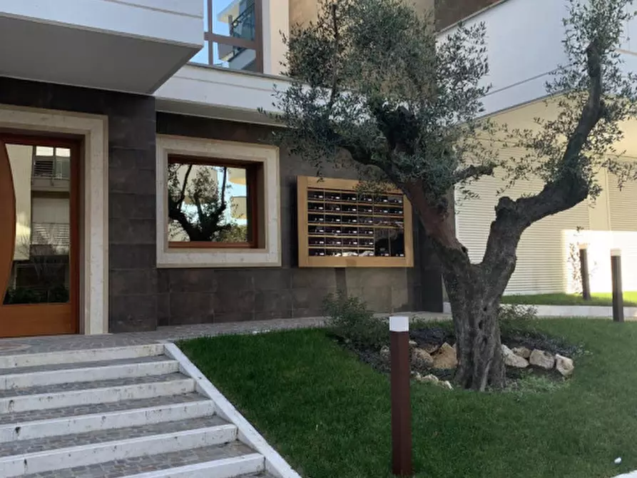 Immagine 9 di Appartamento in vendita  in Via Giana Anguissola a Roma