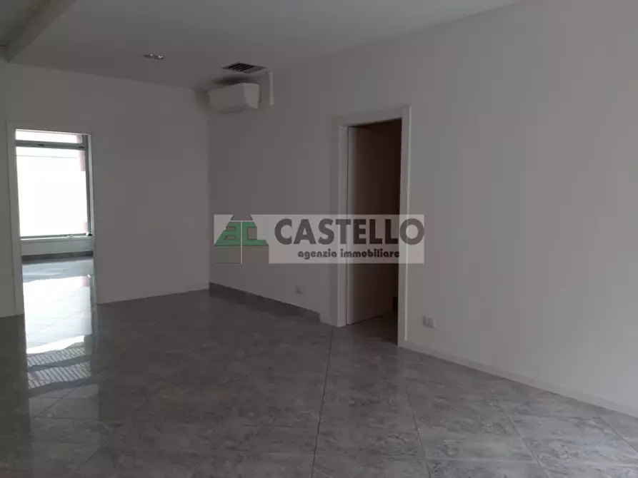 Immagine 17 di Negozio in vendita  in caltana a Campodarsego