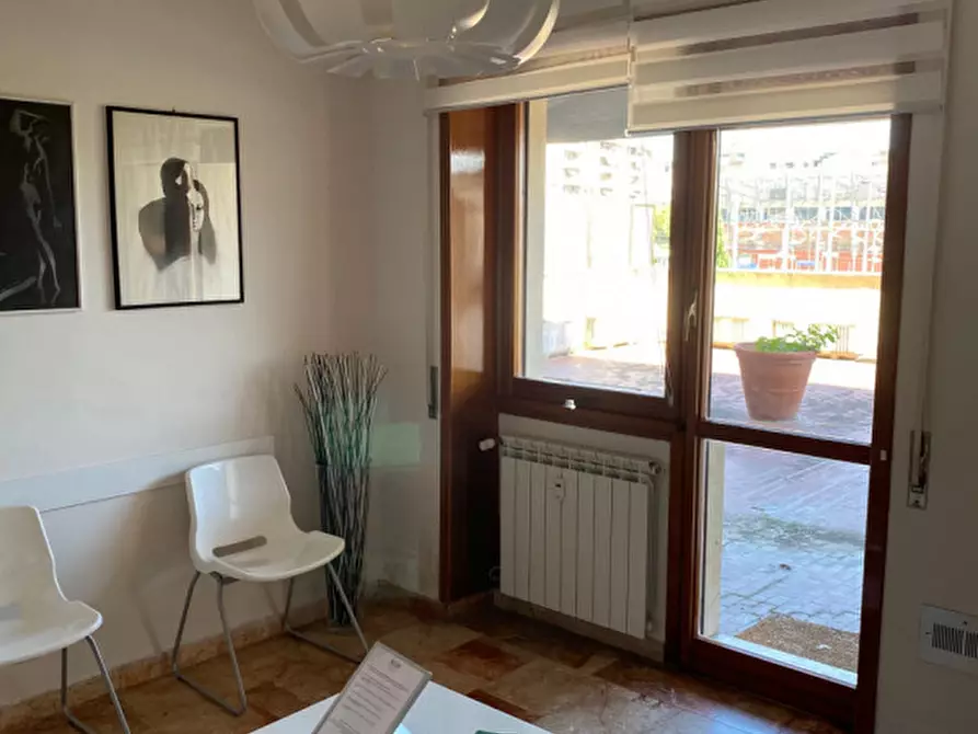 Immagine 13 di Ufficio in affitto  in VIA PANCIATICHI a Firenze