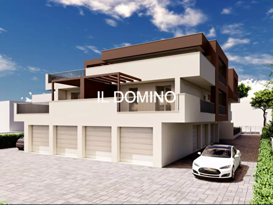 Immagine 3 di Attico in vendita  in Via Cristoforo Colombo a Abano Terme