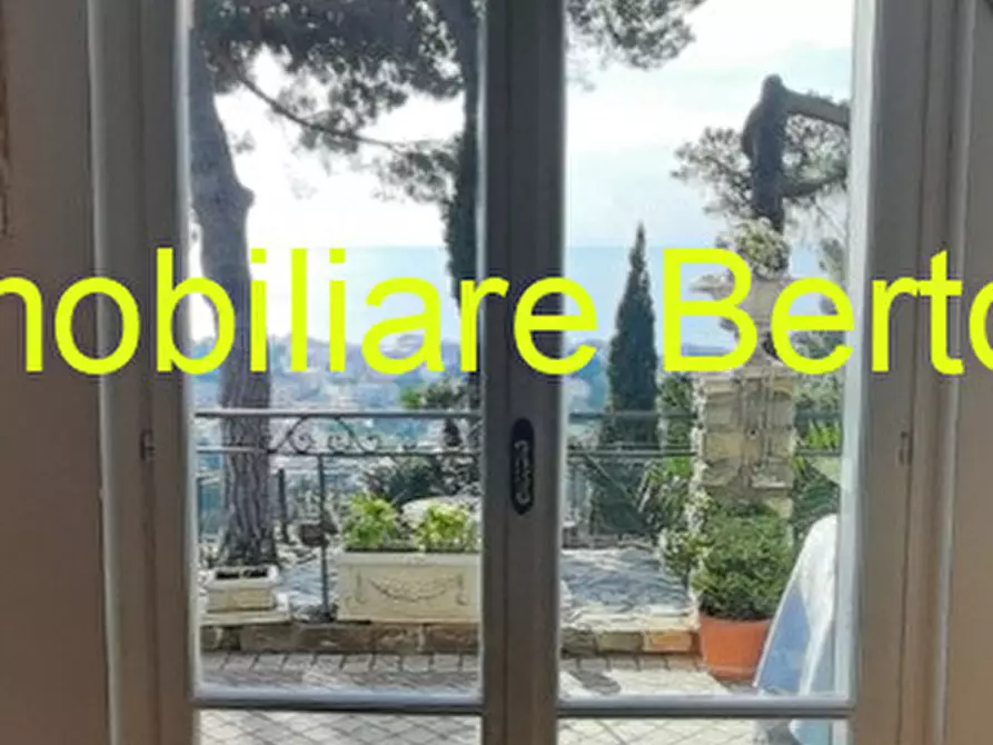 Immagine 7 di Villa in vendita  in VIA BELLAVISTA a Bordighera