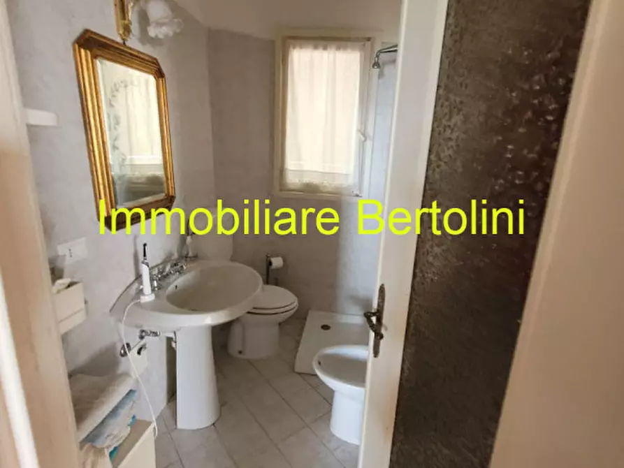 Immagine 17 di Villa in vendita  in VIA BELLAVISTA a Bordighera