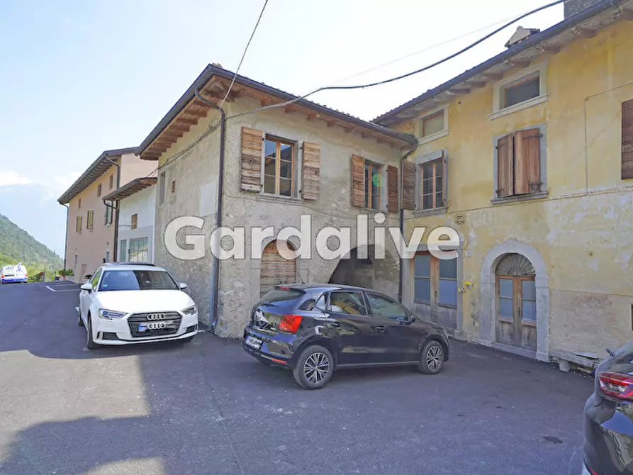 Immagine 3 di Rustico / casale in vendita  in Via Barchet, 4 a Tremosine