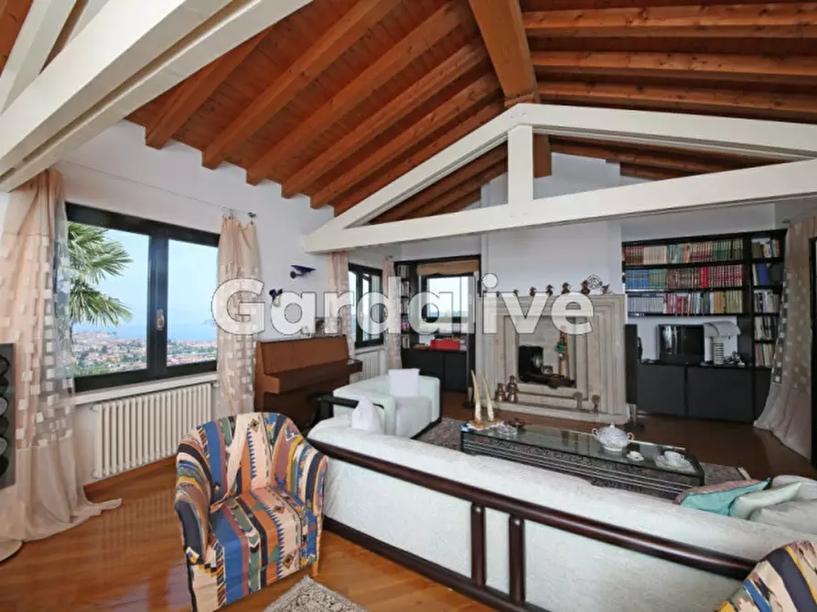 Immagine 4 di Villa in vendita  in Via Europa a Salò