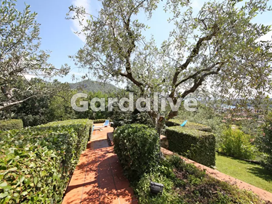 Immagine 35 di Villa in vendita  in Via Europa a Salò