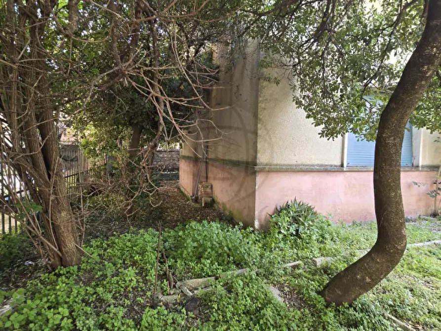 Immagine 30 di Villa in vendita  in Via Fiume, 10 a Terni