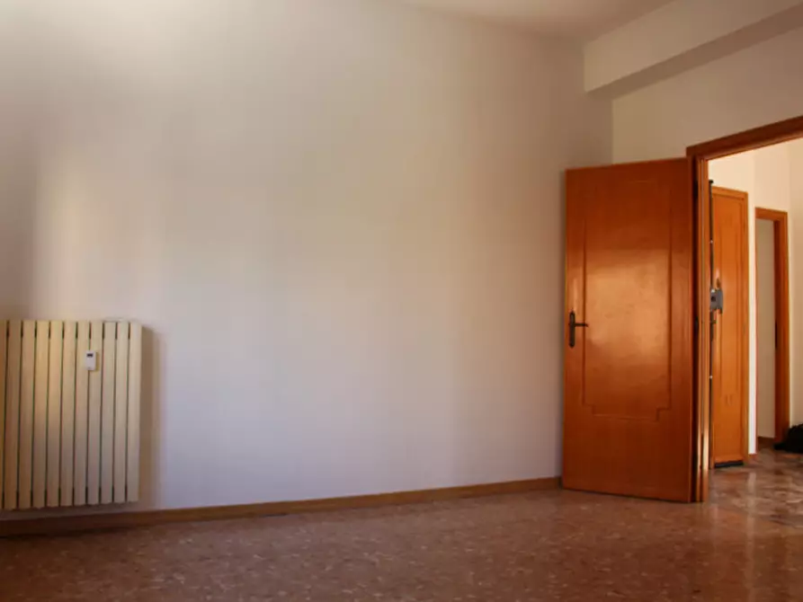 Immagine 7 di Appartamento in vendita  in VIA NINO BIXIO a Marino