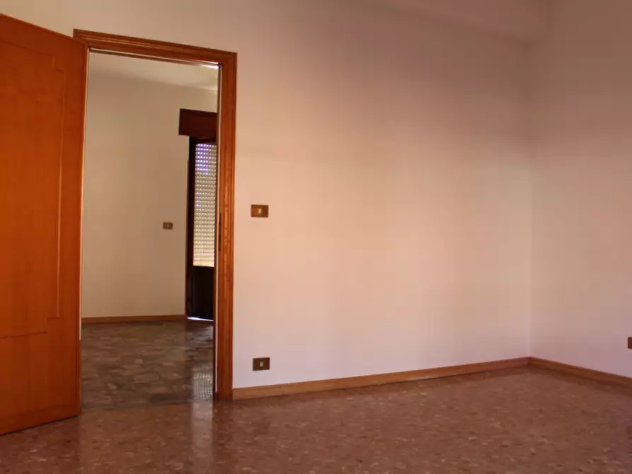 Immagine 8 di Appartamento in vendita  in VIA NINO BIXIO a Marino