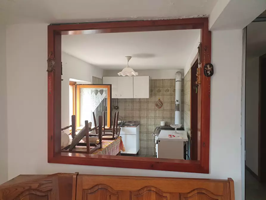 Immagine 5 di Casa indipendente in vendita  in Frazione Deggiano a Commezzadura