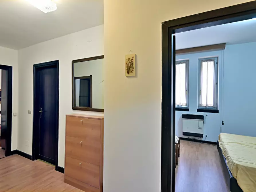 Immagine 16 di Appartamento in vendita  in via valle fiorita a Salò