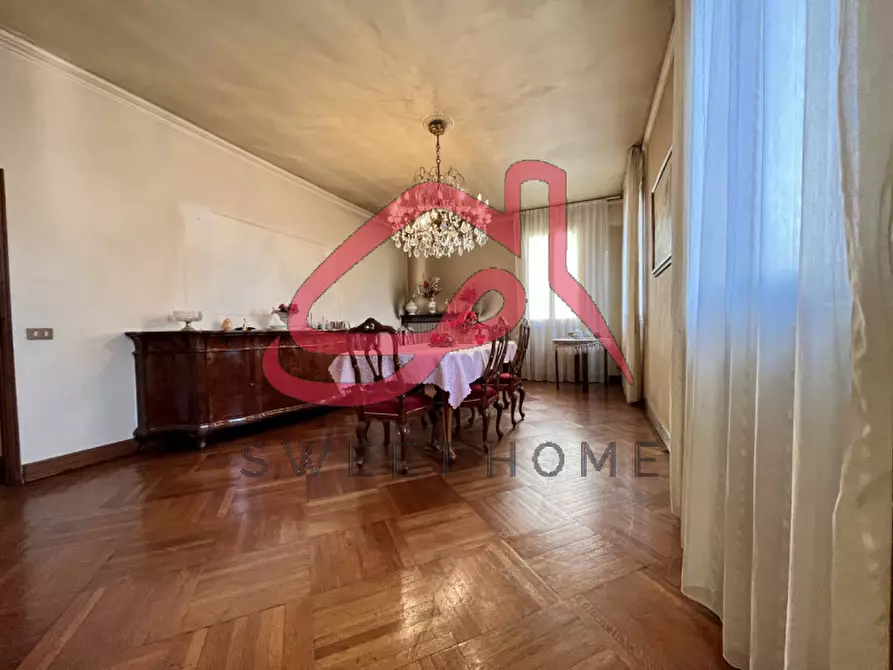 Immagine 5 di Appartamento in vendita  in Via Cavour a Padova