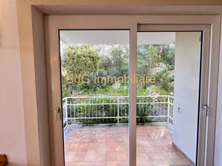 Immagine 8 di Villa in vendita  in via del cisto 3 a Golfo Aranci
