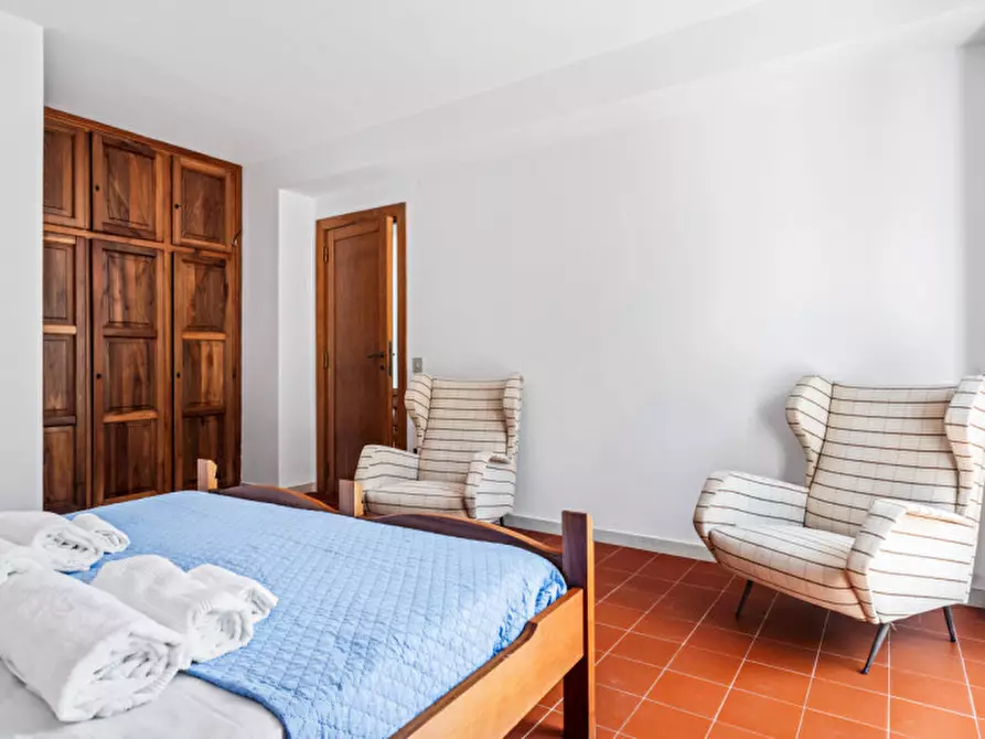 Immagine 15 di Villa in vendita  in via del cisto 3 a Golfo Aranci