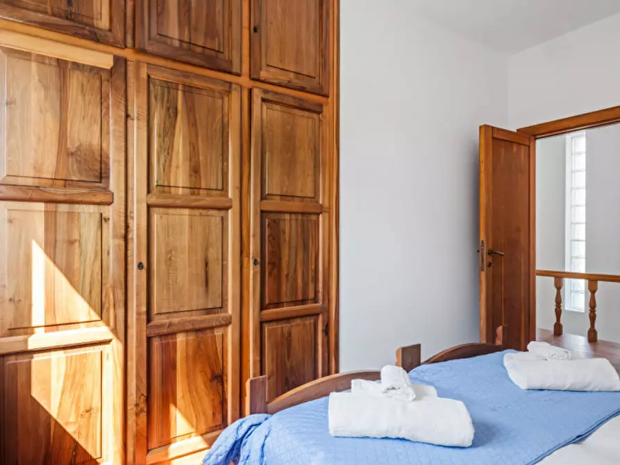 Immagine 22 di Villa in vendita  in via del cisto 3 a Golfo Aranci