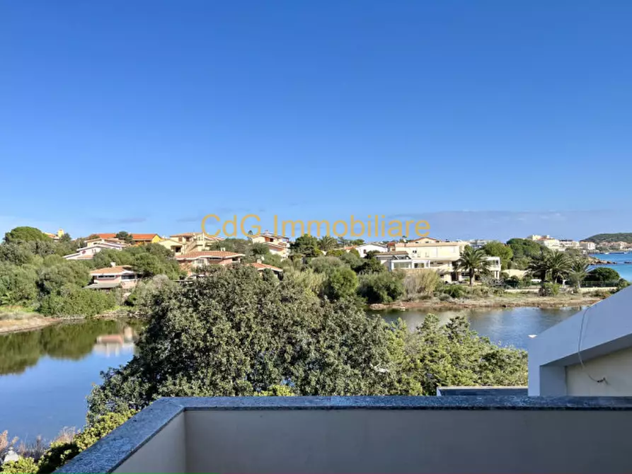 Immagine 23 di Villa in vendita  in via del cisto 3 a Golfo Aranci