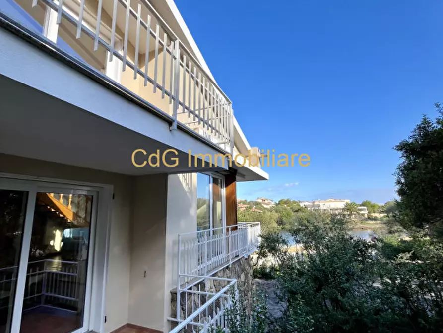 Immagine 35 di Villa in vendita  in via del cisto 3 a Golfo Aranci