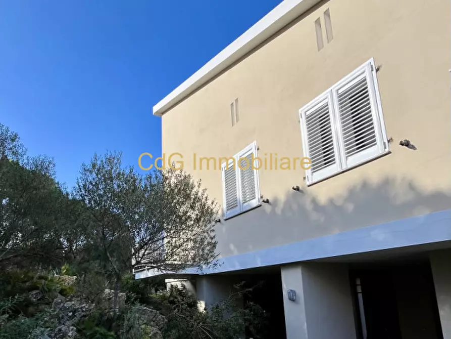 Immagine 38 di Villa in vendita  in via del cisto 3 a Golfo Aranci